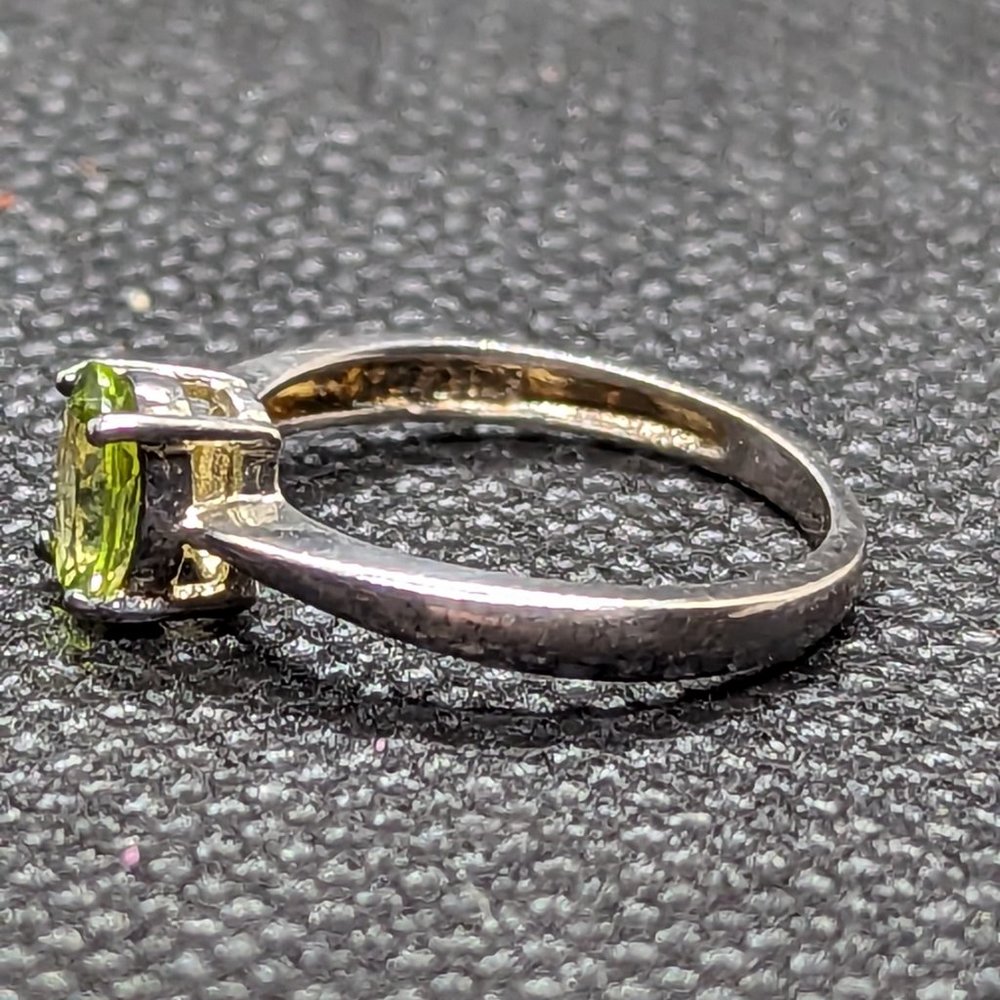 Peridot Solitaire - Picture 3 of 3